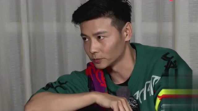 张晋是70后大杨烁9岁,这也太年轻了