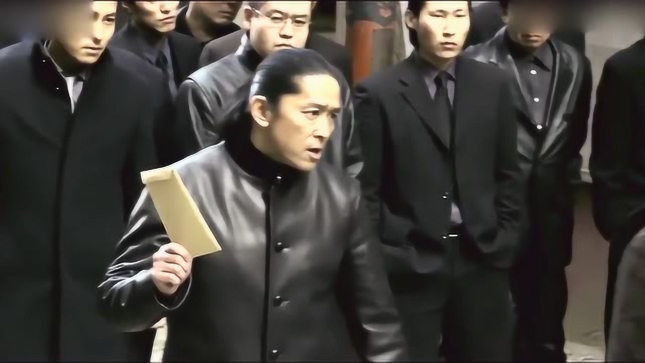 新宿事件会长把新宿交给铁头管日本黑帮满脸的不服气太逗了