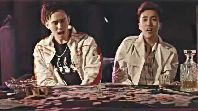 麻吉弟弟 Vs BASTARZ MV对比是否不抄袭不嘻哈?