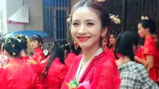 潮汕美女不仅长得似天仙,还个个都是富婆,我突然不想努力了!