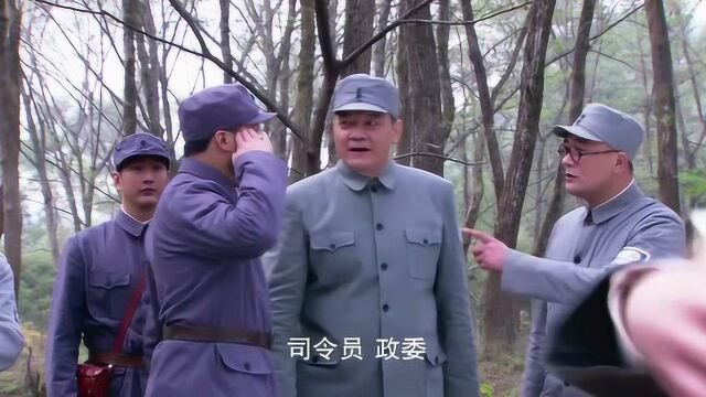 赵六参军遭队长小瞧,小露身手直接将队长撂倒,得到司令夸奖!