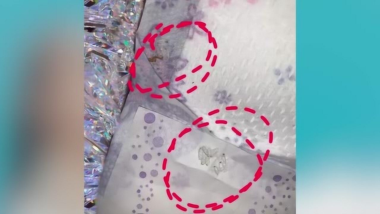网红液体卫生巾惊现虫卵客服能接受继续使用网友坐不住了