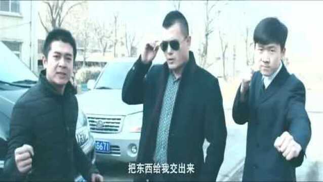 导演,你这是在拍都市武侠剧吗小伙这至少飞了20米吧