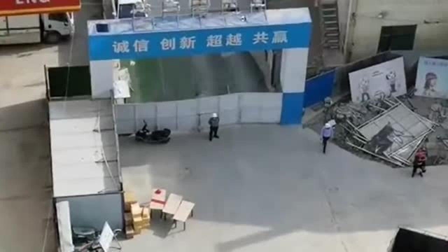 知道保安为什么被罚款吗实名制刷门禁卡通道,是摆设吗