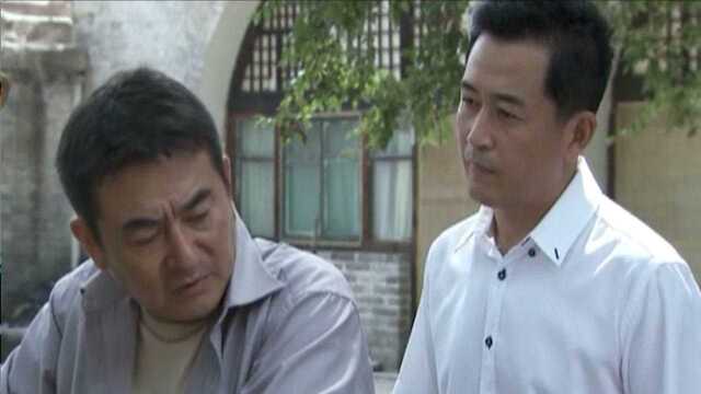 正午阳光:支书要不来钱修村子,趁村民受伤,狠讹当官的一笔