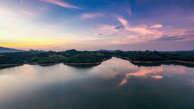 视频丨湖南蓝山:青山碧水映彩霞