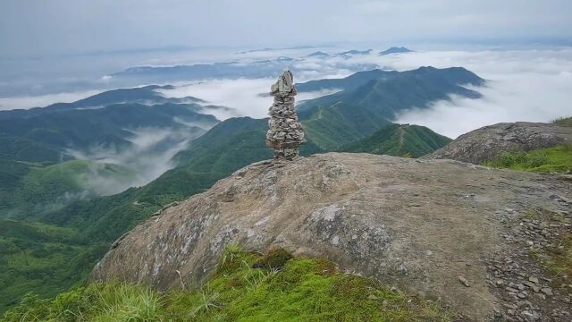 四顾盖苍山,云海仙境,大气磅礴