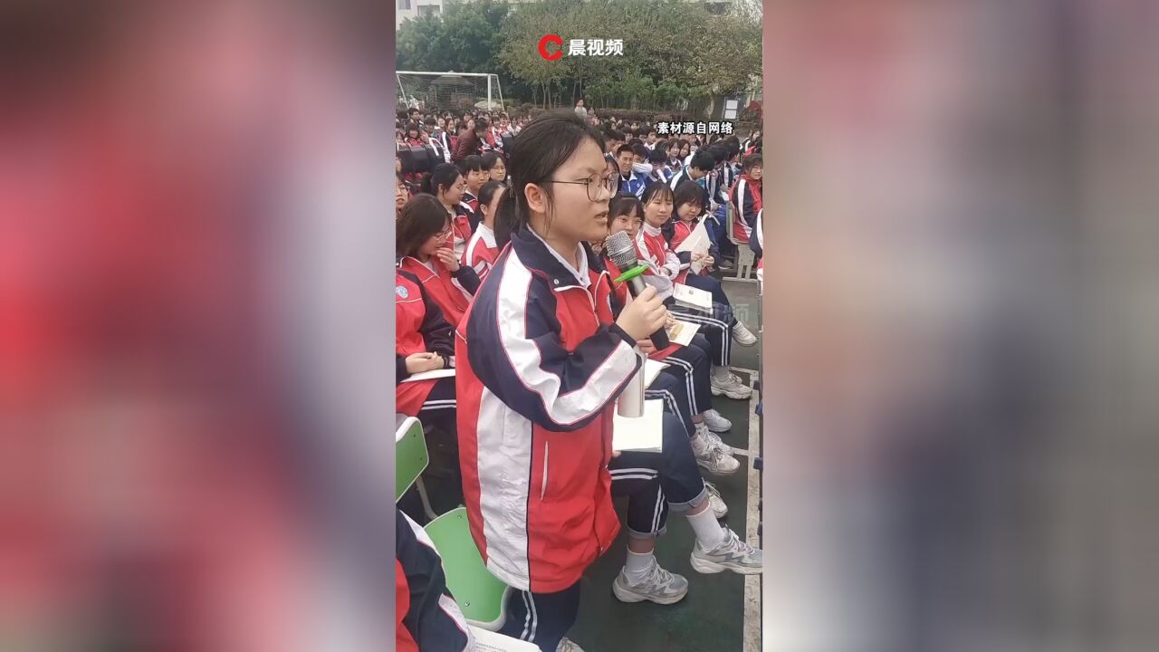 女孩为报考法医做百页PPT说服爸妈,填志愿到底该如何选择专业呢