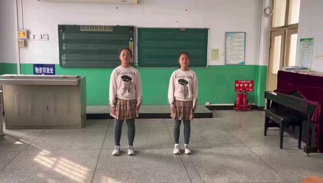 重唱小学组岳会小学祖国的花朵