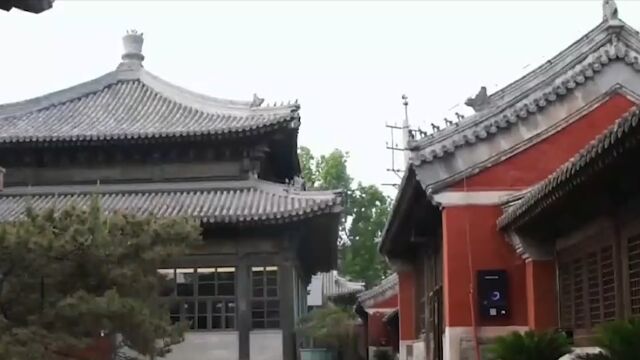 比利时老外辞掉工作卖掉股份,花10年修复北京寺庙:各路名人拜访