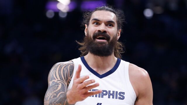 亚当斯13个前场板创NBA赛季纪录！连续篮板20+灰熊队史首人