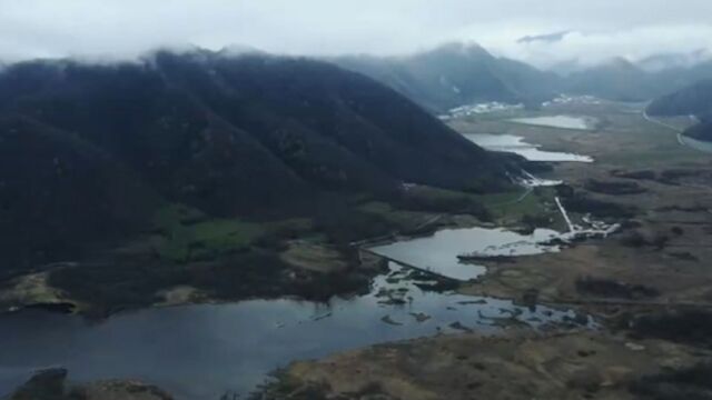 U形谷的出现,证实了专家的猜测,大九湖的形成确实是由古冰川运动造就而成