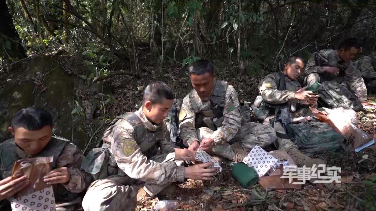 求链接,真的好想品尝兵哥同款自热食品啊!