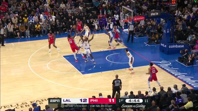 进攻端予取予求 恩比德连续冲击防线扩大分差