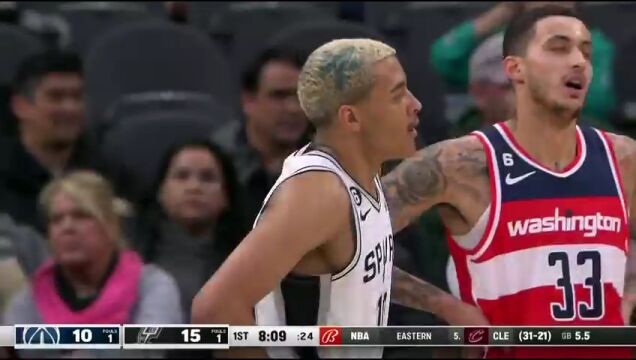 NBA常规赛：奇才vs马刺第1节中文解说回放