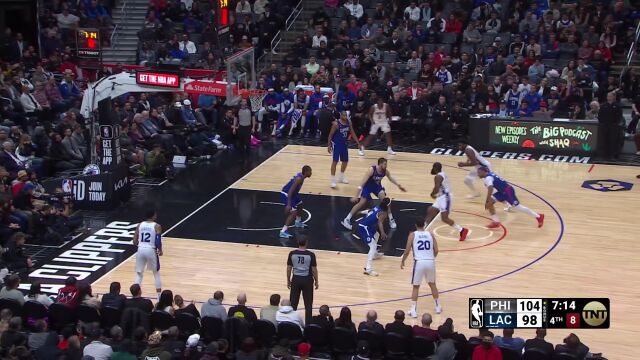 费城120-110快船 恩比德41分费城末节发力胜快船