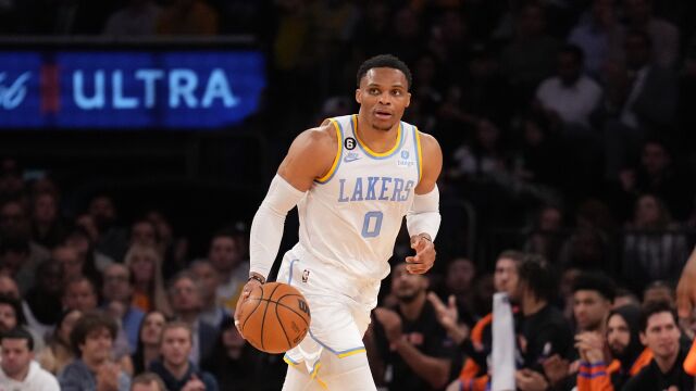 威少vs尼克斯集锦 17+6+8飘逸上篮助攻浓眉