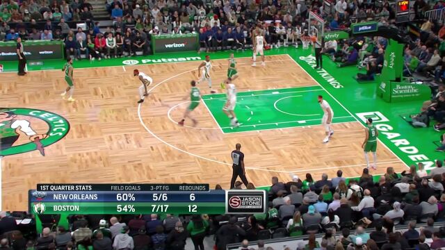 塔图姆假意突破吸引防守 小手一抛助飞克奈特吃饼暴扣