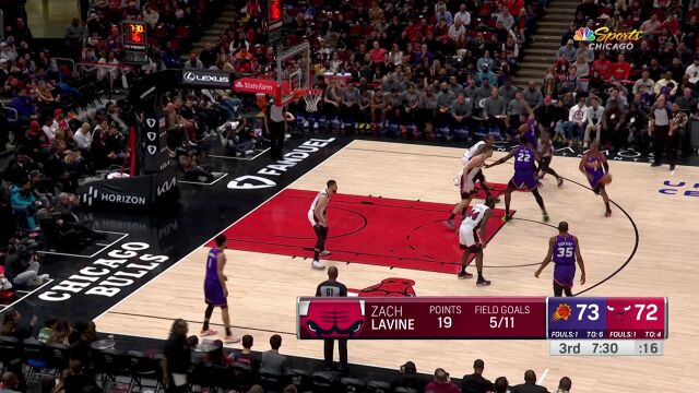 终于等到你！保罗中距离出手命中本场首球