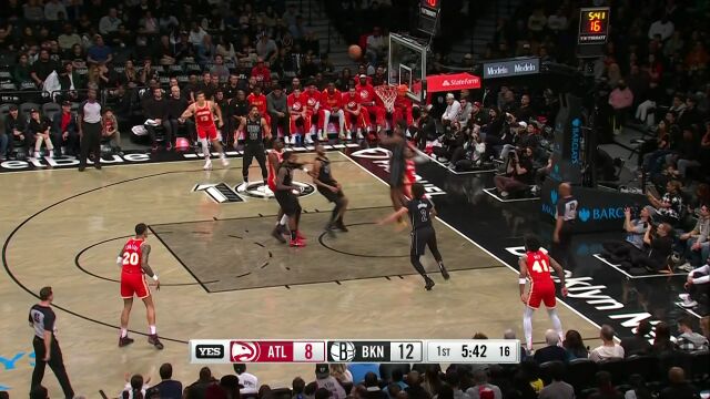 老鹰vs篮网第1节英文原声回放