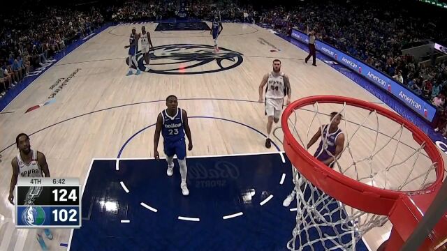 天空不是我的极限 劳森献上平框补扣点燃全场