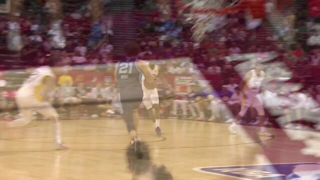 一脚油门踩到底 罗迪一步登天双手暴扣