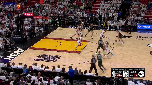 心态放平！格威三分线搭弓射箭轻松中靶