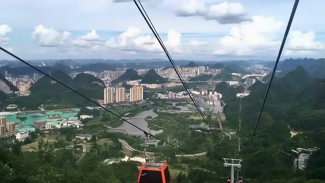 世界第一索道梅花山索道,在上面领略六盘水的风景,太美了!