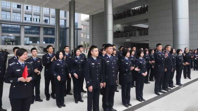 广西警察学院治安系快闪《我和我的祖国》