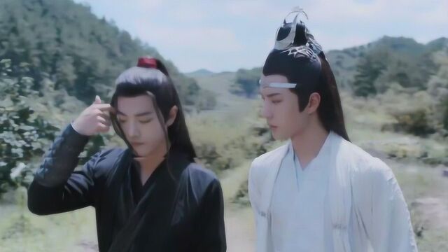 《陈情令》魏无羡撩头发的动作,很有灵魂啊