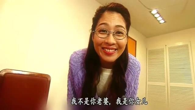 漂亮准妈妈分娩时流泪说不生了,幸亏有丈夫不离不弃陪在身边