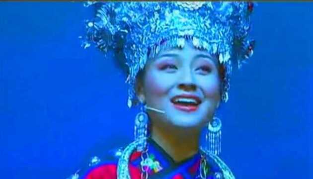 苗族歌后阿幼朵演唱《贵州恋歌》,音色甜美动听