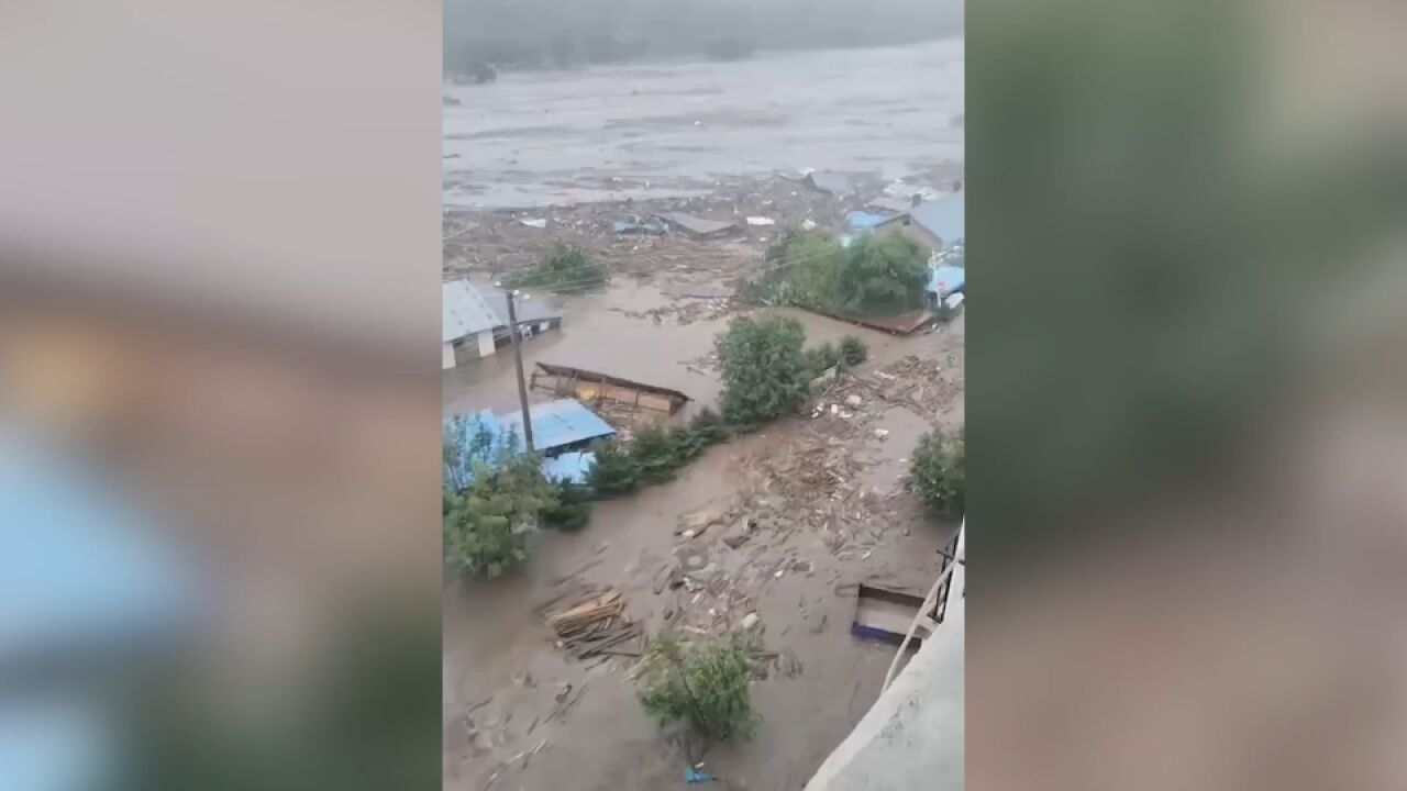 牡丹江洪水已形成!直击黑龙江暴雨:洪水汹涌翻滚 有村落被淹