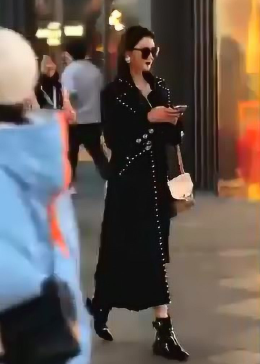 小姐姐气场两米八，帅啊