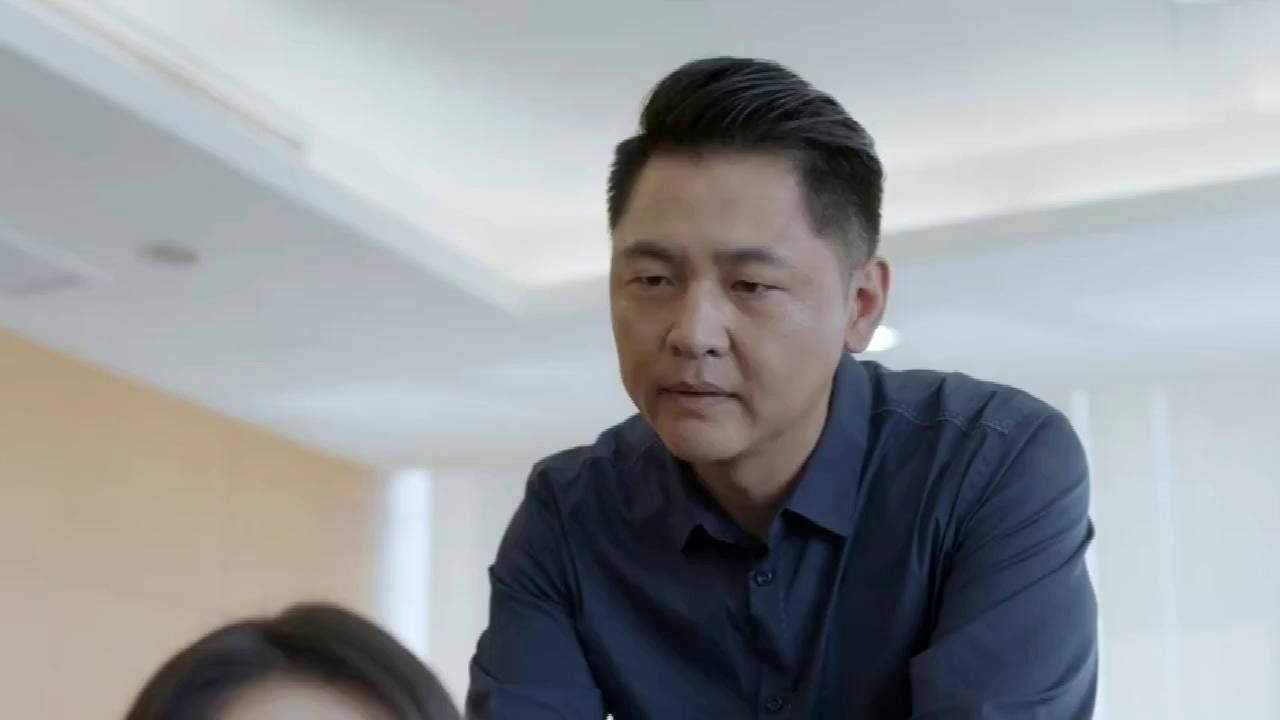 邓耀北毕竟是男人必要时刻使用非常手段杜莎莎摔门而去