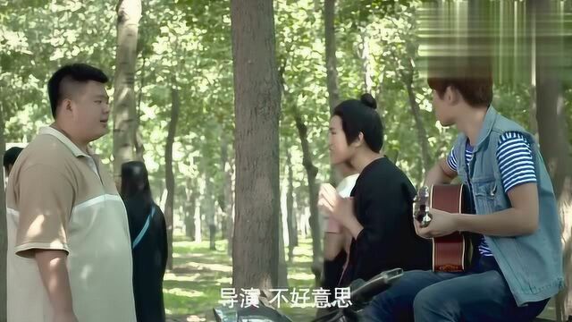 因为爱你刘珂客串王小西的助理,却被同事说闲话,好无奈