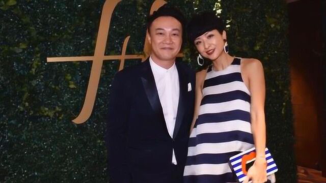 陈奕迅与老婆共享6亿身家,贴心陪伴妻女,用纸巾温柔帮妻子擦鼻涕