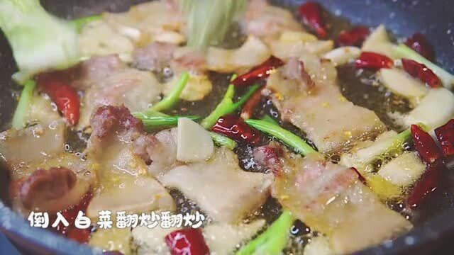 几分钟就可以做出跟饭店里面味道一样的炝炒白菜~