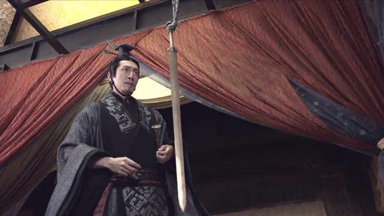 大秦赋嬴政知道真相在赵姬窗头悬剑