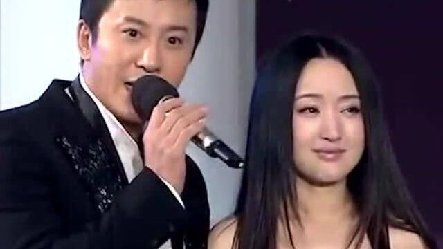 杨钰莹:19岁出道21岁问鼎歌坛,因爱情两次退圈,为何49岁仍不婚