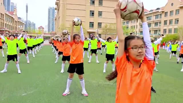 创意体育来袭!烟台学校迎建党百年,亮少年英姿!