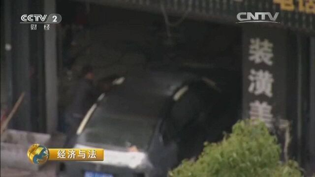 男子骑着电动车,一个月在同一地点被撞5次,人竟毫发无损(二)