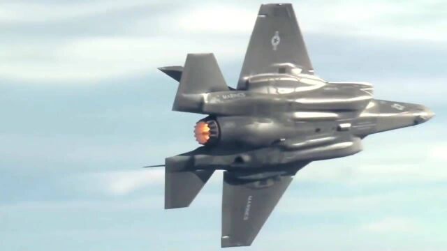 F35B“雷电 II”多用途隐身舰载机