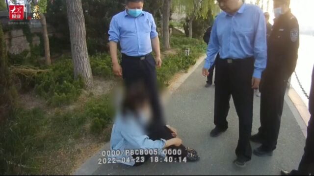 果然视频|左脚粉碎性骨折,他仍死死抓住轻生女孩