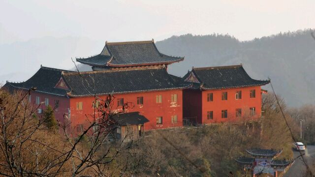 湖南新化大熊山,熊山古寺,苗族发源地