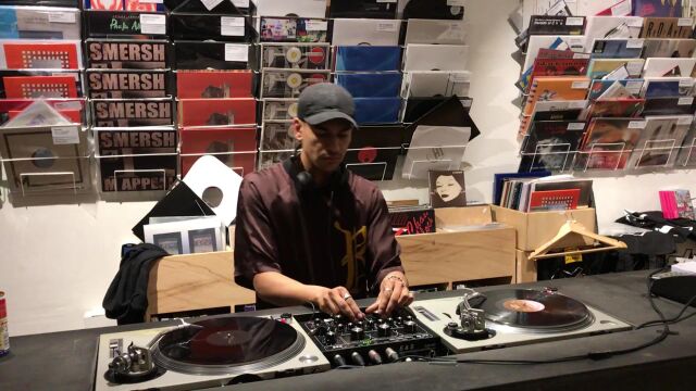 Parrish Smith @ Rush Hour ADE Instore Session  2017.10.21