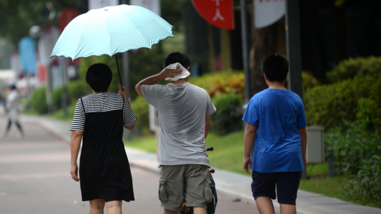 高温黄色预警!京津冀局地气温超40℃,10余省部分地区35℃以上