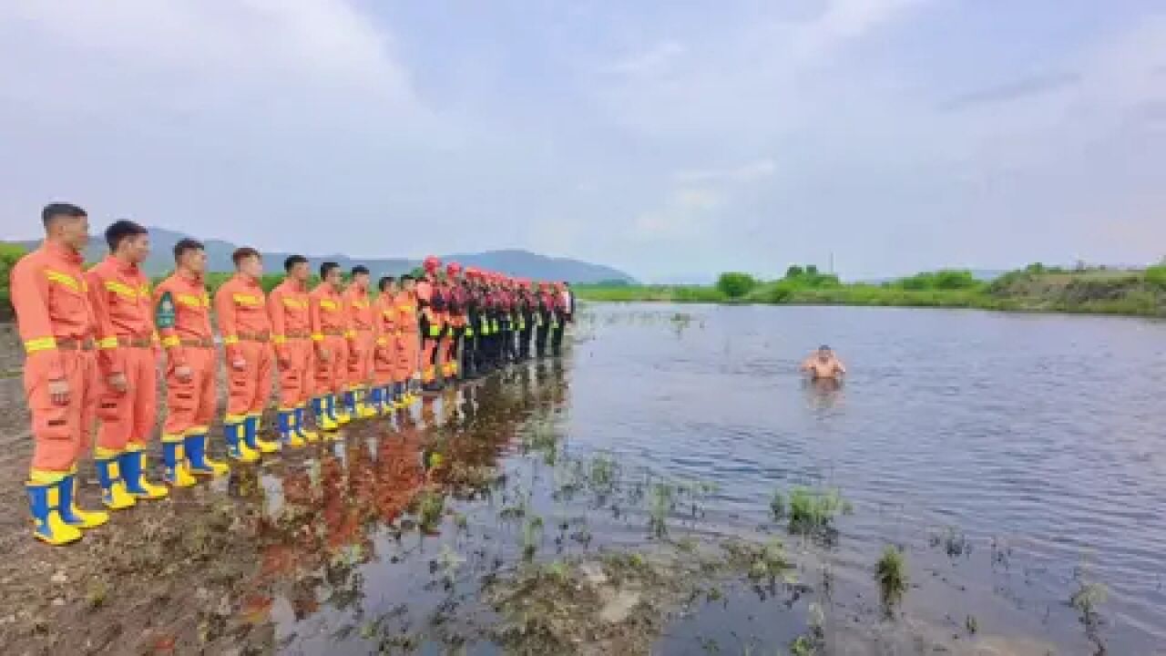 踏浪利剑丨水域救援练精兵,苦练实训谋打赢