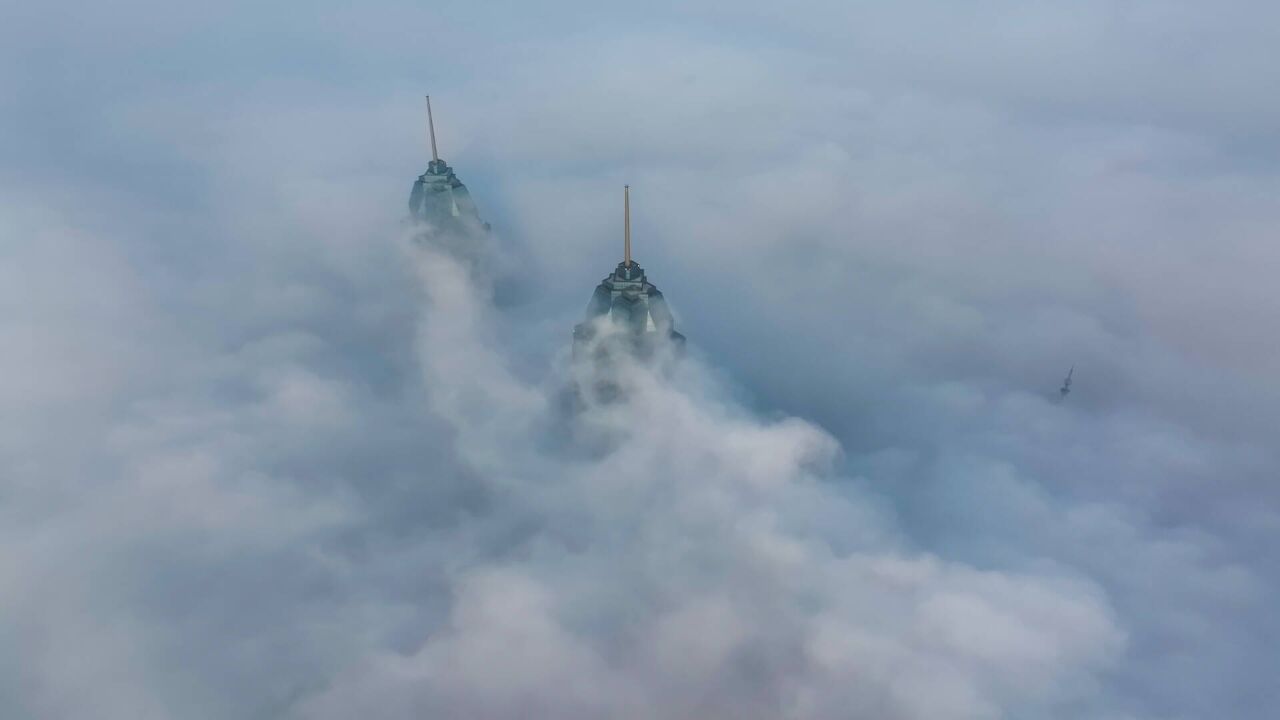 诗画山东丨枣庄大雾锁城 城市变身“天空之城”如仙境