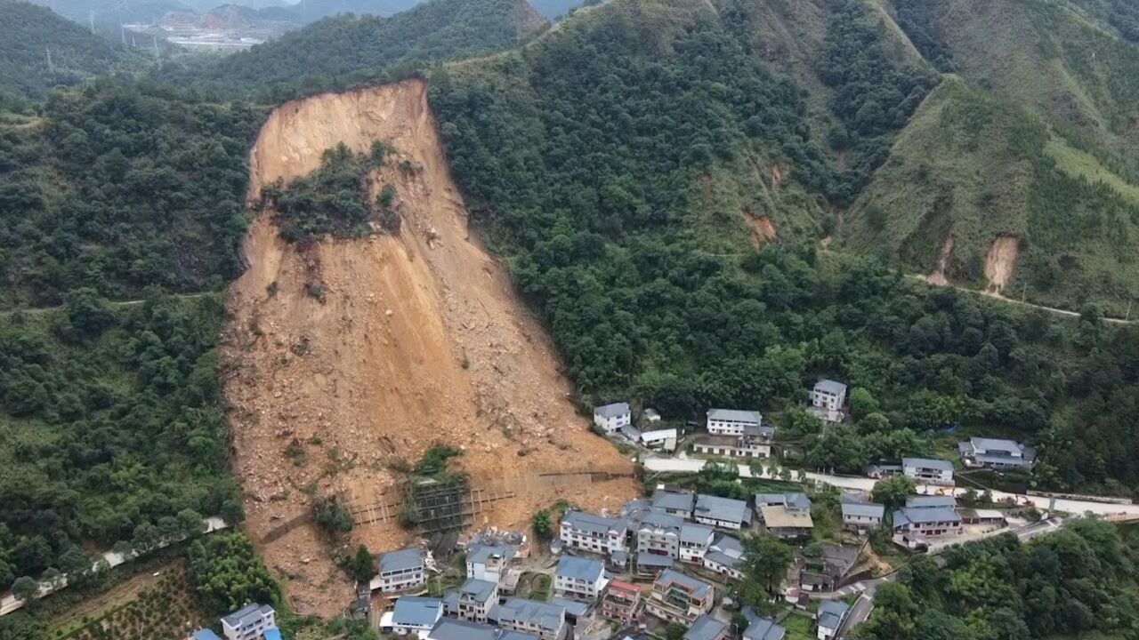 视频丨中国安能二局紧急驰援福建龙岩受灾地区